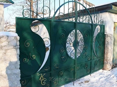 253. Ворота в Екатеринбурге фото
