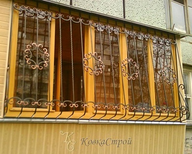 Решетка на балкон и лоджию №22 в Екатеринбурге фото
