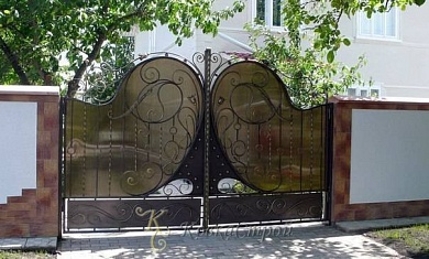 162. Ворота в Екатеринбурге фото
