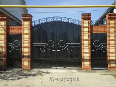 242. Ворота в Екатеринбурге фото

